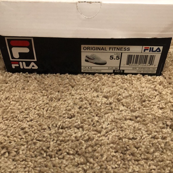 Fils - Picture 5 of 8